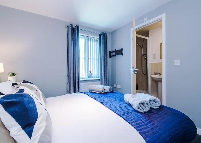 Modern 2 Bedroom 2 Bathroom Apartment Sleeps 4 In Warrington For Work And Leisure With Private Parking By Amazing Spaces Relocations Ltd